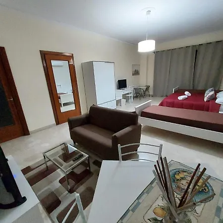 Frühstückspension La Casa Del Moro - Al Politeama 3*